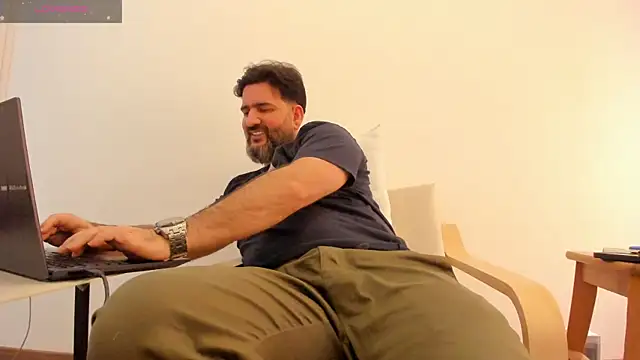 Maxi TheBigDaddy online show from January 26, 12:33 pm