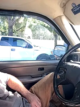 Snapshot of Themechanic420 chatting on October 22, 5:05 pm Themechanic420 online show from October 22, 5:05 pm