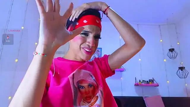 Ariel Femboy  online show from November 15, 3:52 am