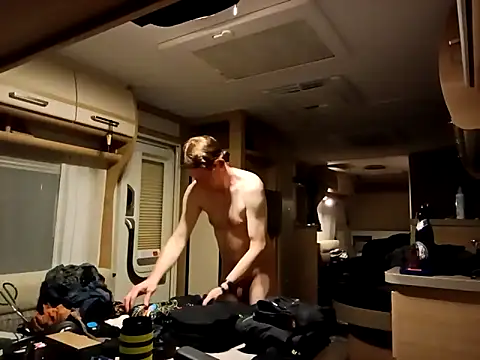 Snapshot of Ebinator666 chatting on September 9, 10:19 pm Ebinator666 online show from September 9, 10:19 pm