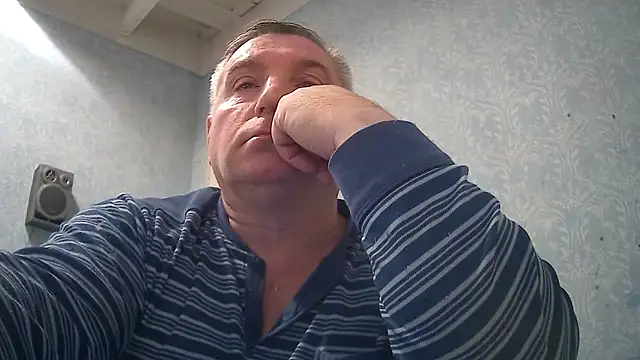 GYurmoka70 online show from October 4, 8:13 pm