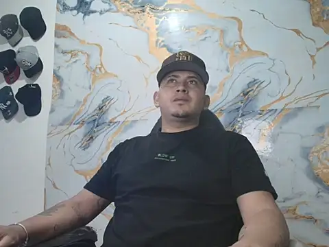 myke andrade online show from June 10, 6:37 am