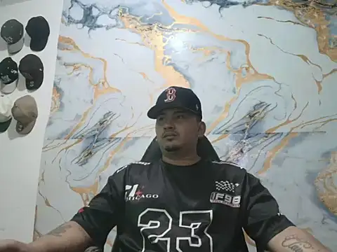 myke andrade online show from June 18, 5:20 am