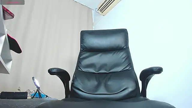 Findom guy online show from September 13, 6:31 pm