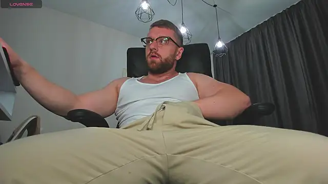 Findom guy online show from November 18, 6:22 pm