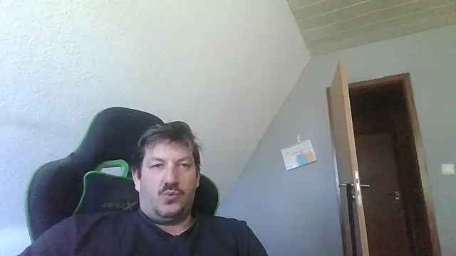 Golffahrer1982 online show from May 25, 11:38 am