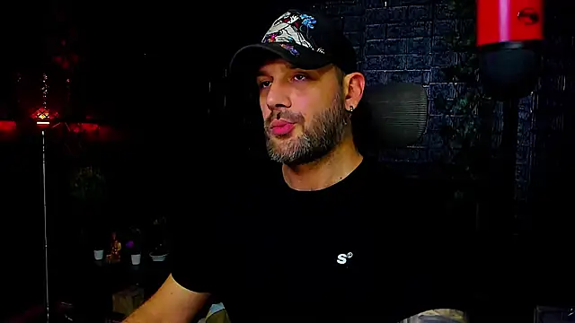 LexXHardy online show from October 31, 12:01 am