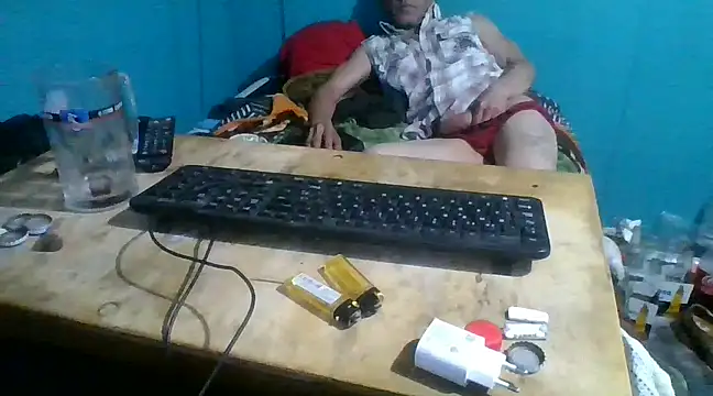 malekon76 online show from December 22, 9:11 am