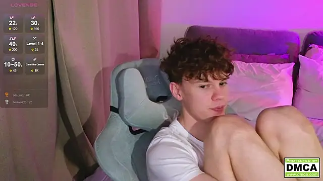 cute thomas online show from February 10, 8:13 pm