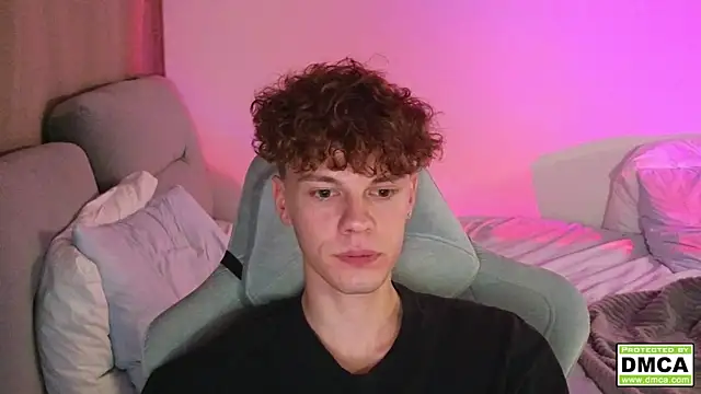 Snapshot of cute_thomas chatting on September 26, 1:14 am cute thomas online show from September 26, 1:14 am