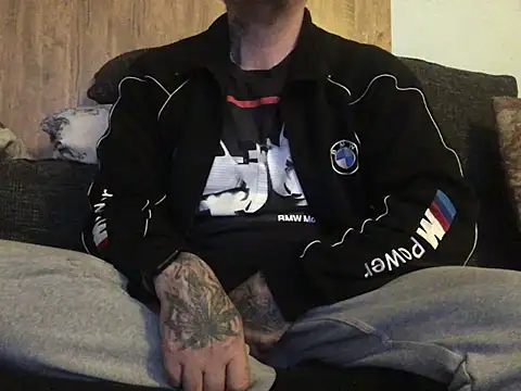 steveindahouse online show from March 19, 4:57 am