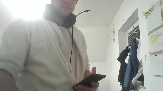 Snapshot of Youngtimer_1997 chatting on March 16, 12:45 am Youngtimer 1997 online show from March 16, 12:45 am