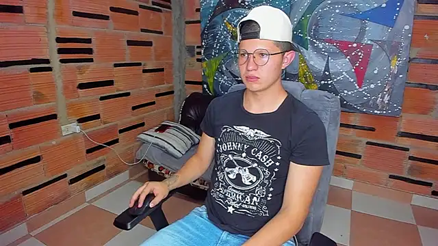 patrik 027 online show from February 12, 7:24 pm