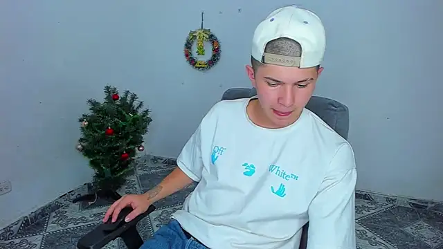 patrik 027 online show from January 6, 9:54 pm