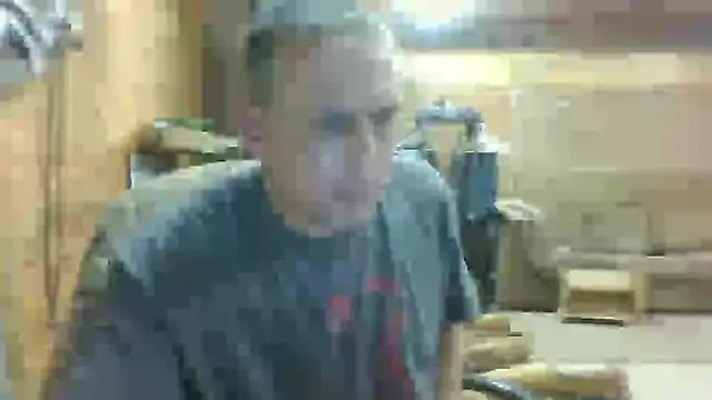 Snapshot of hardcok4u2abuse40 chatting on March 6, 3:24 am hardcok4u2abuse40 online show from March 6, 3:24 am