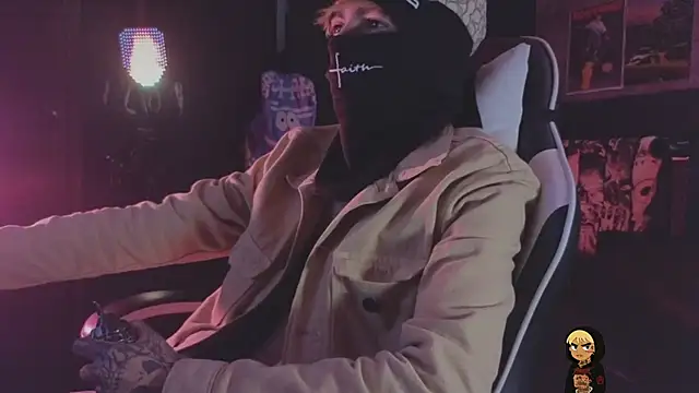 AcidMilo online show from April 20, 8:00 pm