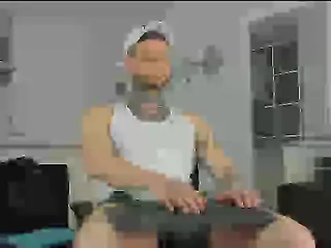 Snapshot of _jamesleandros1 chatting on December 2, 9:37 pm  jamesleandros1 online show from December 2, 9:37 pm