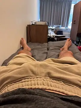 mihaixxx1 online show from September 19, 1:33 pm