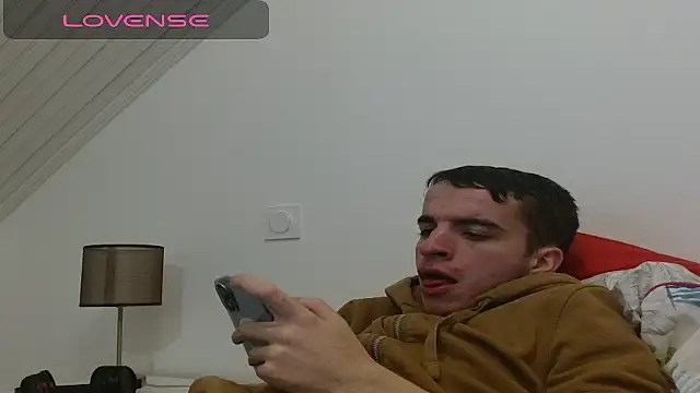 Tombgy07 online show from November 21, 9:47 pm