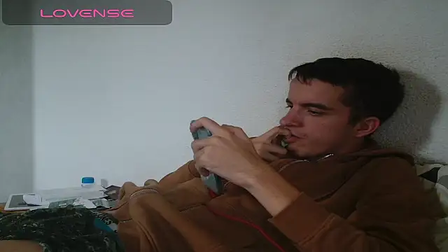 Tombgy07 online show from September 13, 4:41 pm