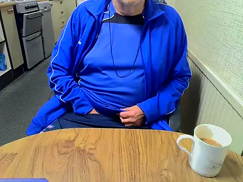 daddyflash online show from October 29, 9:18 pm