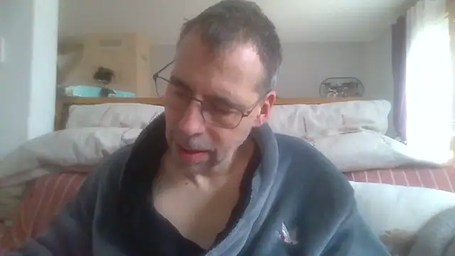 ptitcanard60600 online show from March 22, 10:39 am