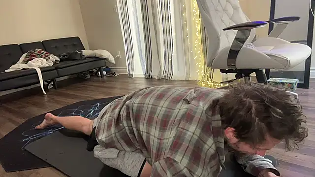 alexmannd online show from October 16, 5:43 pm