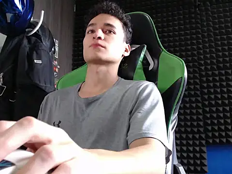 Curly Angel24 online show from January 13, 2:10 pm