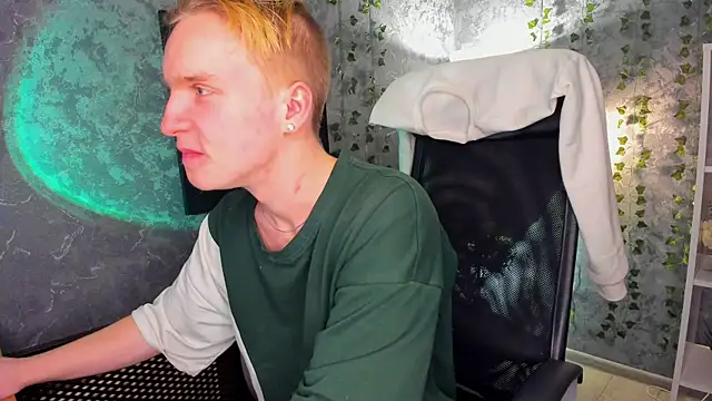 AlexxSweet online show from January 25, 6:34 am