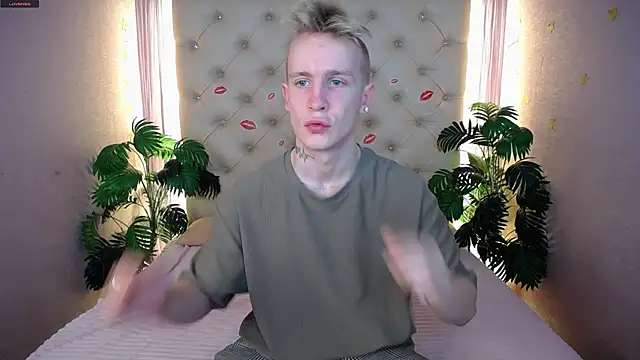 AlexxSweet online show from March 10, 10:50 am