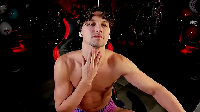 dirty-boss online show from November 19, 10:15 am