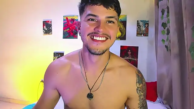 Nekoboy01 online show from January 21, 11:34 pm