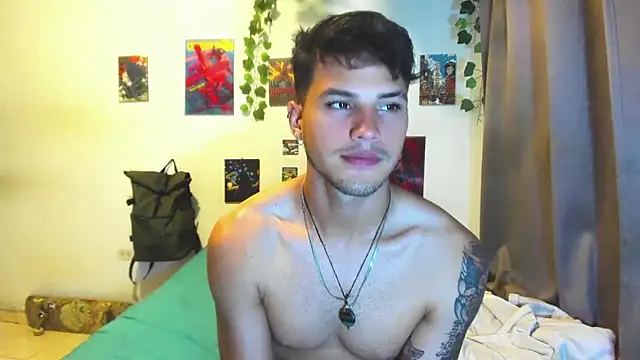 Nekoboy01 online show from October 20, 10:13 pm