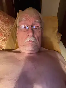 Snapshot of Steffibi1954 chatting on October 29, 4:15 am Steffibi1954 online show from October 29, 4:15 am