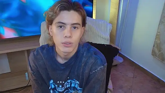 Snapshot of dimitri_tv chatting on September 28, 8:40 pm dimitri tv online show from September 28, 8:40 pm