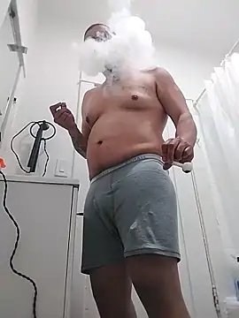 Stomps33 online show from February 18, 7:32 pm