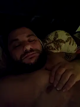 Giggling Breve online show from February 27, 6:36 am