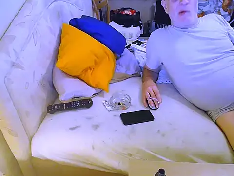 Snapshot of HornyRalfi55 chatting on February 3, 12:47 am HornyRalfi55 online show from February 3, 12:47 am