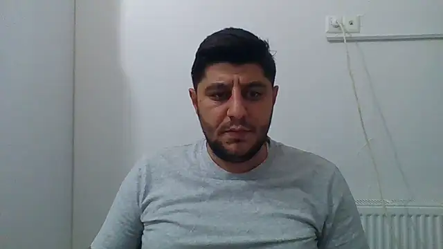 erkekkkadam online show from November 19, 9:14 pm