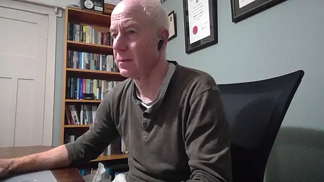 jiggy77777 online show from February 24, 9:59 pm