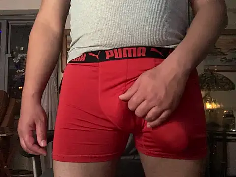 Snapshot of ThickDick_Daddy chatting on March 18, 5:13 am ThickDick Daddy online show from March 18, 5:13 am