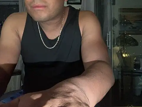 Snapshot of ThickDick_Daddy chatting on October 4, 5:34 am ThickDick Daddy online show from October 4, 5:34 am