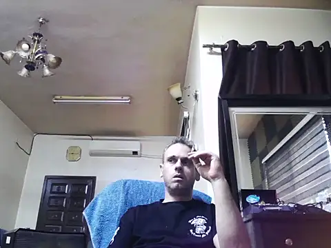 Arabeyes online show from March 24, 2:11 pm