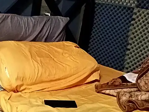 Arabeyes online show from September 13, 8:32 pm