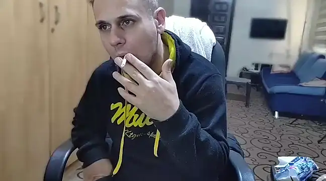 Arabeyes online show from December 7, 12:35 pm