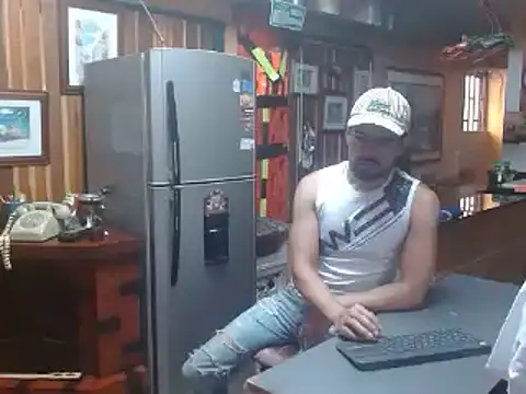 Dr Pocholate84 online show from February 1, 8:37 pm