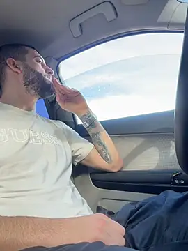 ElChapoGuzman95 online show from February 24, 1:01 pm