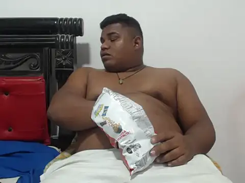 PONSE LATINO online show from October 4, 4:56 pm