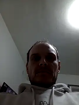 Ilovesquirt84 online show from May 11, 2:46 am
