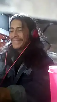 Snapshot of davidatration15 chatting on March 21, 2:18 am davidatration15 online show from March 21, 2:18 am